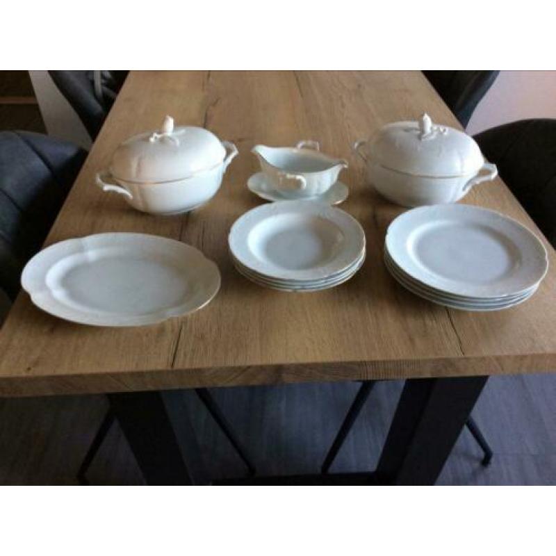 Diner servies. Kaiser. 4 pers. Ongeveer 50 jaar