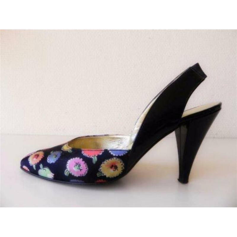 1490 VINTAGE Escada sexy slingback pumps 38 39