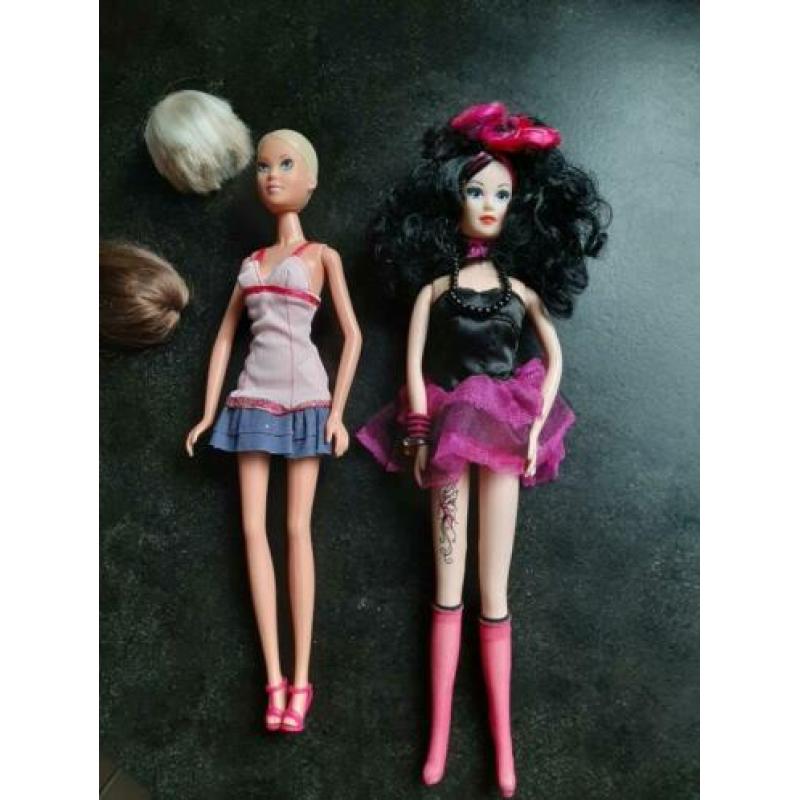 4 Simba barbie's. Monster, met 2 pruiken, Mickey Mouse