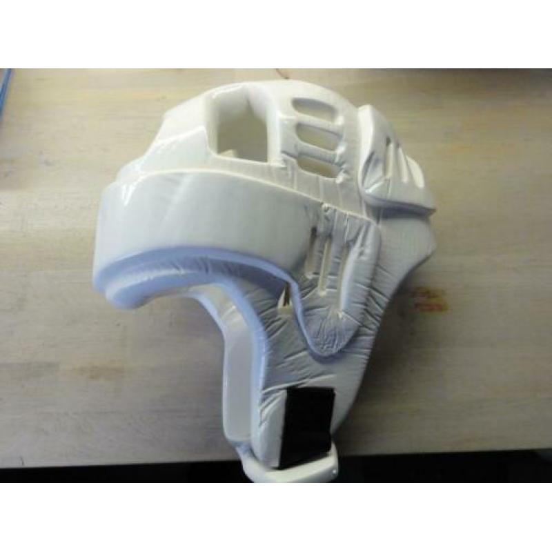 Vechtsport Bescherming, Helm en Bitje