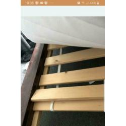 Bed met matras