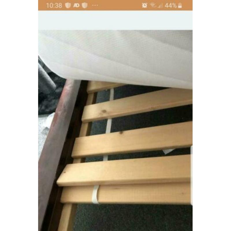 Bed met matras