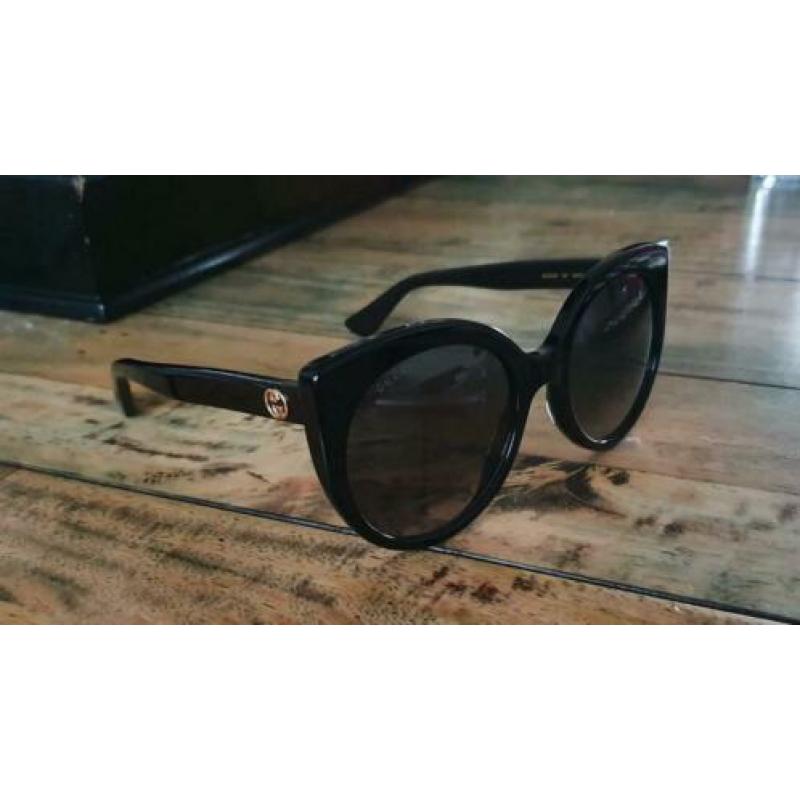 Gucci zonnebril GG0325S