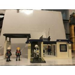 Playmobil politiebureau en dief