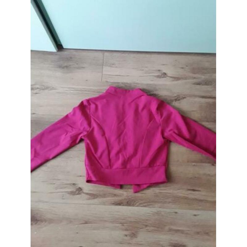 272. Roze bolero maat S nieuw