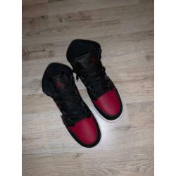 Nike Air Jordan 1 mid 38,5