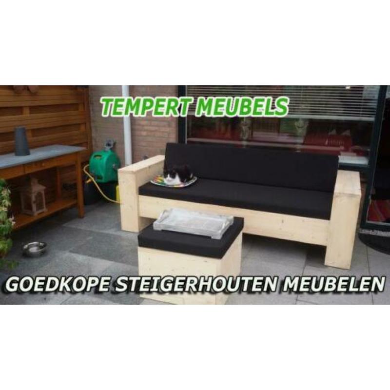 Robuuste steigerhouten loungebank / Loungeset.