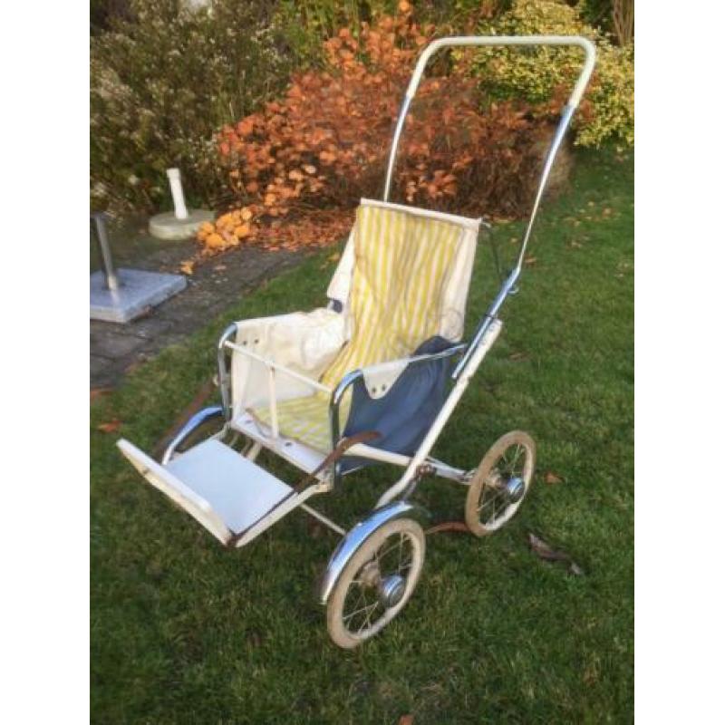 oude pousette / kinderwagen (SOUPLEX)