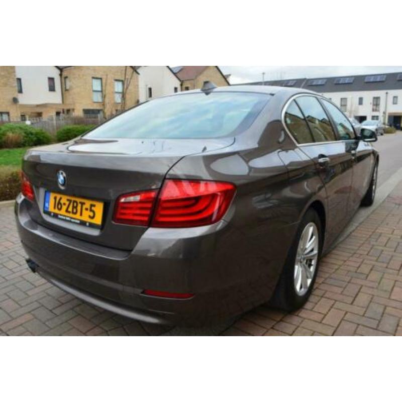 BMW 5-SERIES 520i Upgrade AUTOMAT | NAVI, PDC, CAMERA