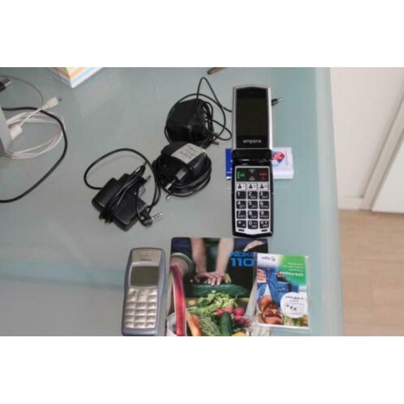 NOKIA telefoon met toebehoren