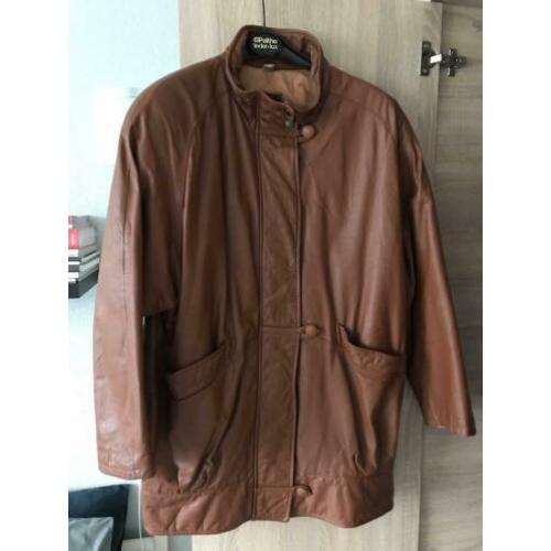 Te koop leren jas Maat 40