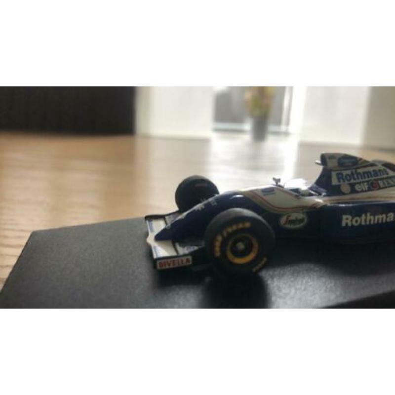Te koop Tameo handbouw schaalmodel Williams FW16