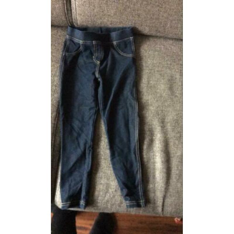 Meisjes kleding maat 98/104