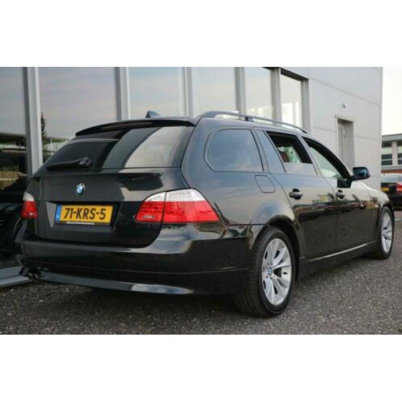 BMW 5 Serie Touring 530d Facelift Automaat LEDER/GR-NAVIGATI