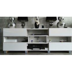 Wit dressoir c.q. TV-meubel
