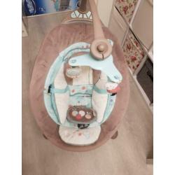 Baby schommel massage stoel.