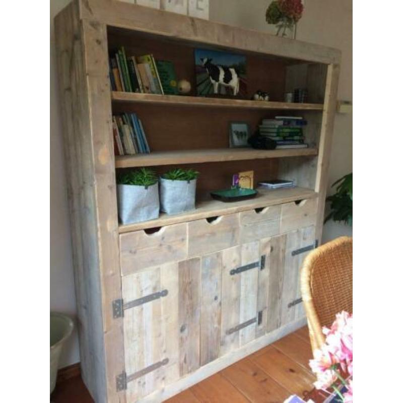 steigerhouten buffetkast,steigerhouten boekenkast