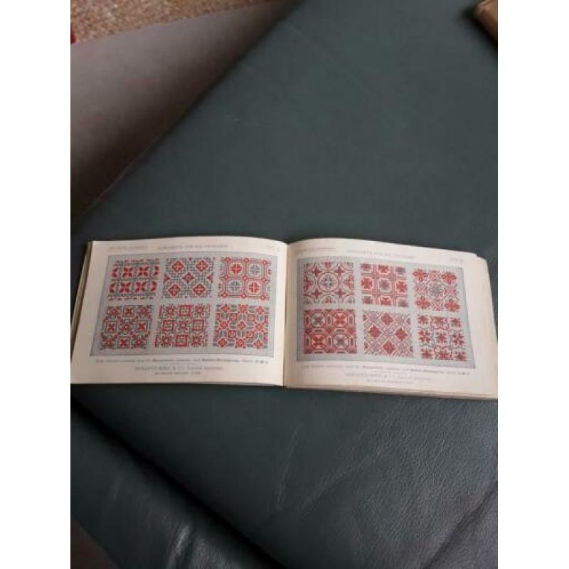 Alphabete fur die Stickerin, origineel D.M.C uitgave