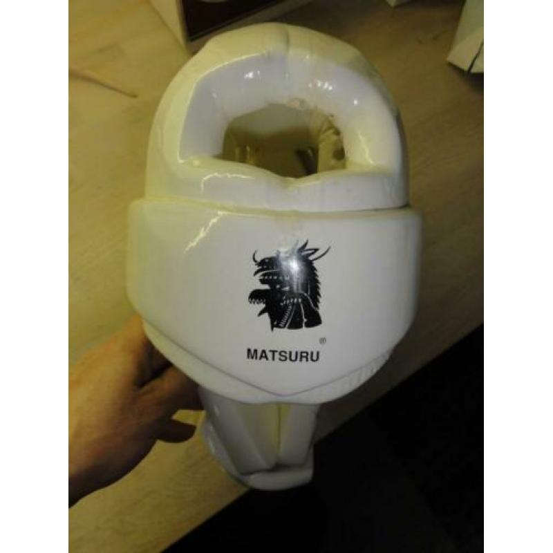 Vechtsport Bescherming, Helm en Bitje