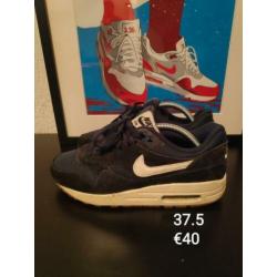 Nike air max 1 navy blue gumsole