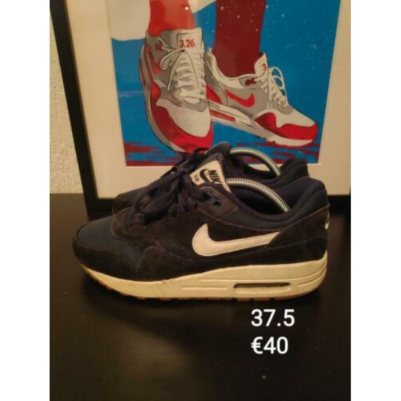 Nike air max 1 navy blue gumsole