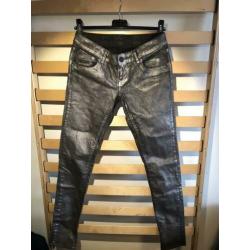 Stoere zilver coating broek maat 28 Revelation