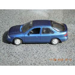 Ford Mondeo hatchback 5 deurs. Model van het merk gama .