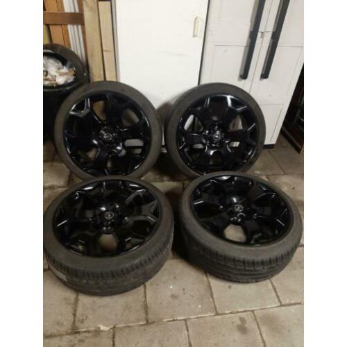Opel velgen 18inch 5x110 black ( opc )