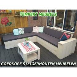 Robuuste steigerhouten loungebank / Loungeset.