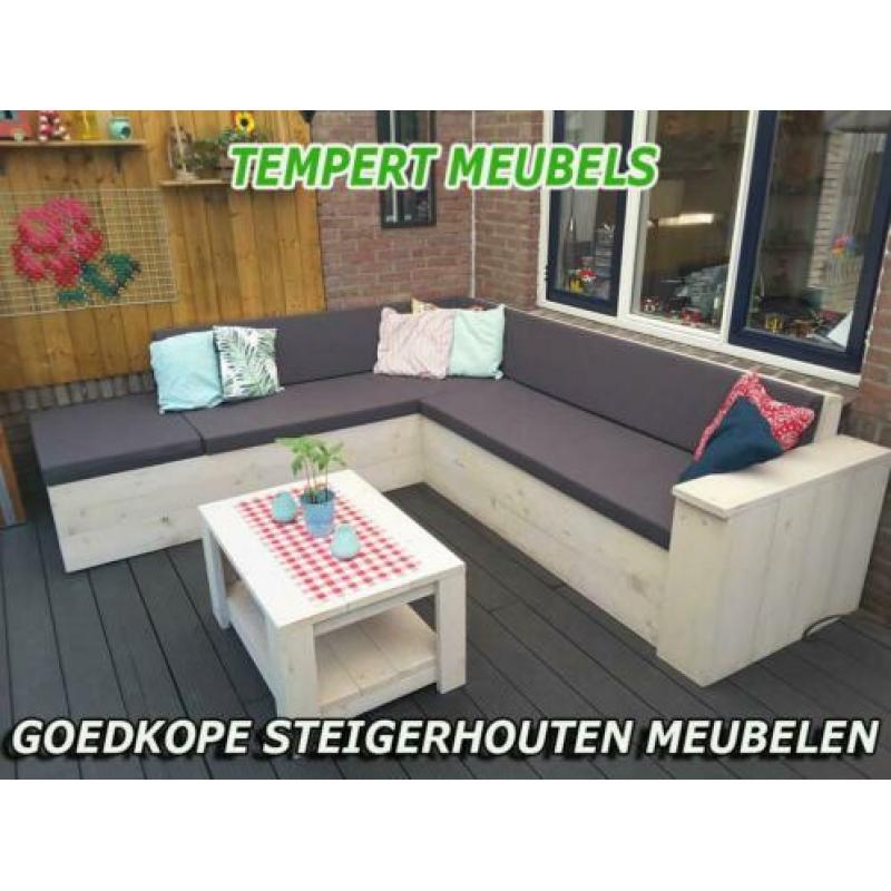 Robuuste steigerhouten loungebank / Loungeset.