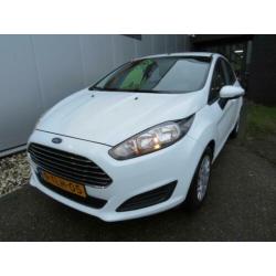 Ford Fiesta 1.6 TDCi Lease Style Airco Navi Bluetooth | Fina