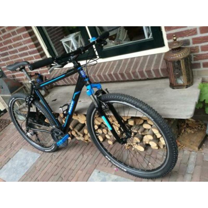 MTB opgeknapt met Volvo logo 29 inch