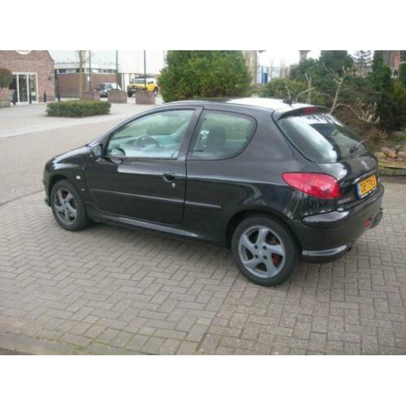 Peugeot 206 1.6-16V XT