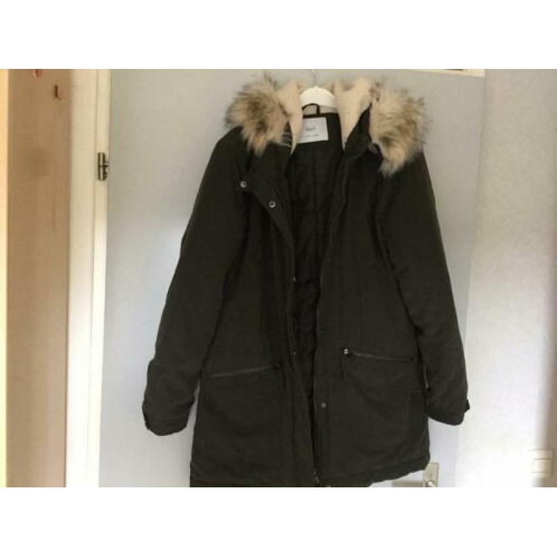 Warme winterjas nieuw ,