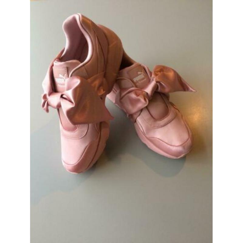 Rihanna Fenty x Puma bow sneakers