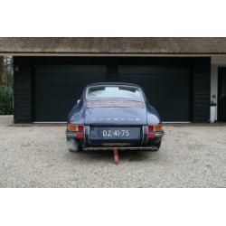 Porsche 911 T 2.2 '70 classiccar rally-spec, voll rest