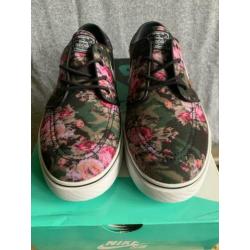 Nike sb Janoski ‘digi floral’ 2016 Atmos Patta Supreme