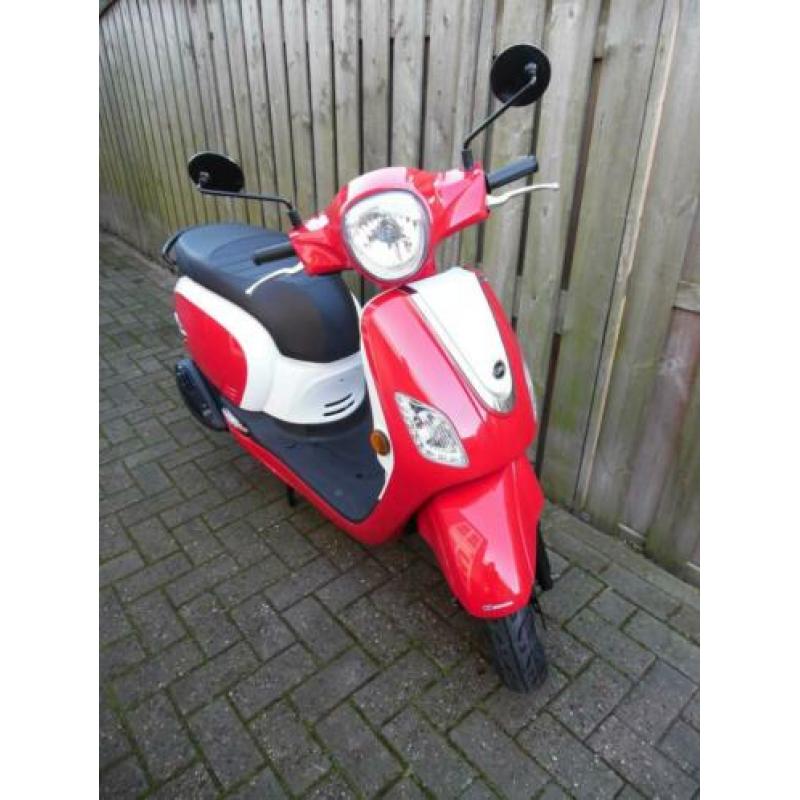 Sym Fiddle 3 / III snor EURO4 NIEUW / 2020 0KM ROOD/WIT