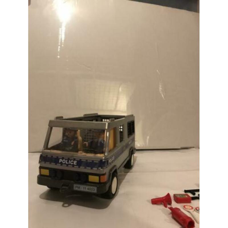 Playmobil politiebureau en dief