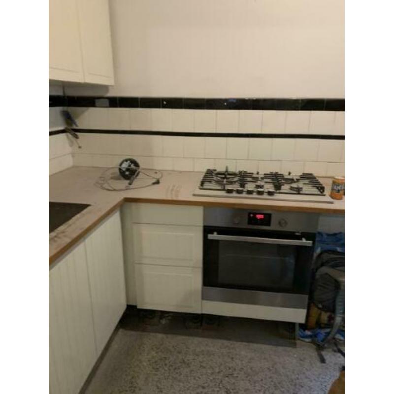 Ikea keuken met oven en gasplaat 5 pits Faktum Stat