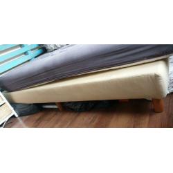 Bijna GRATIS, Boxspring bodem, bijna NIEUW, 180x200