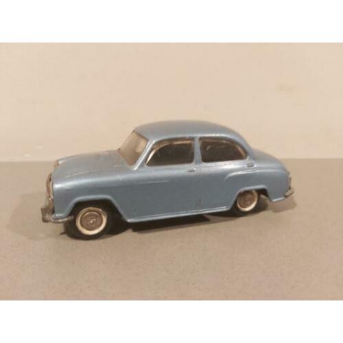 Tekno Danmark Morris Oxford 1/43