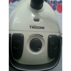 Nieuwe stofzuiger compleet van de merk tristar.