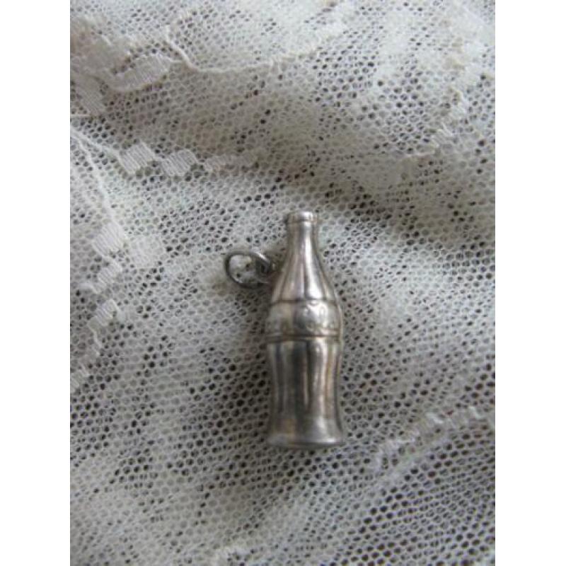 Vintage jaren 60/70 bedel - Coca Cola flesje / verzilverd