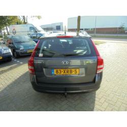 Kia Cee'd Sporty Wagon 1.4 CVVT Navigator Plus Pack APK07-20