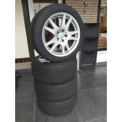 Orginele Mercedes breedset velgen met nieuwe winterbanden