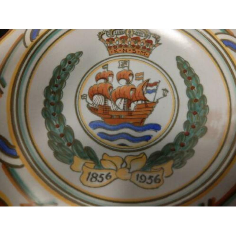 oud herdenkingsbord KNSM bord plateel Gouda Zuid Holland