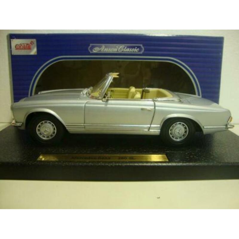 Mercedes Benz SL Pagode cabriolet zilver Anson 1:18 KRD