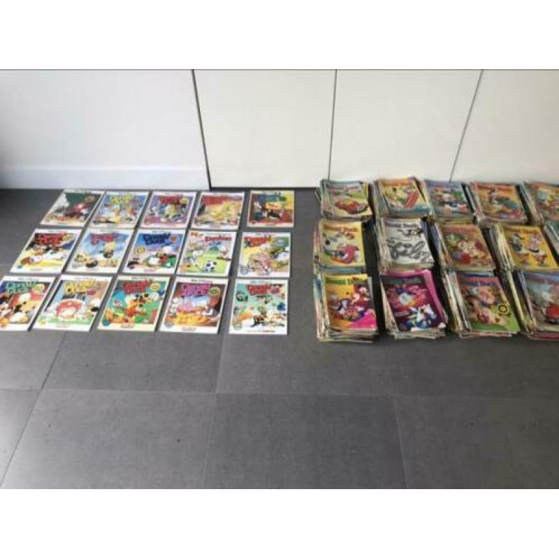 Donald duck. Heel veel! Vakantieboek, weekblad etc