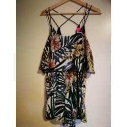 korte jumpsuit voor de zomer